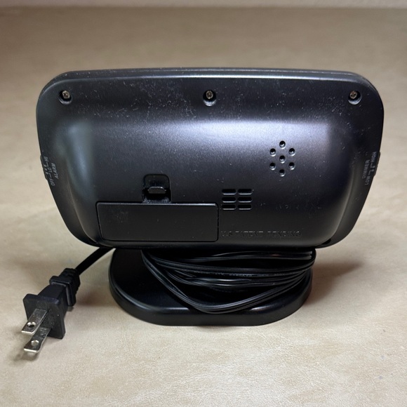 Black Digital Alarm Clock - Picture 3 of 6